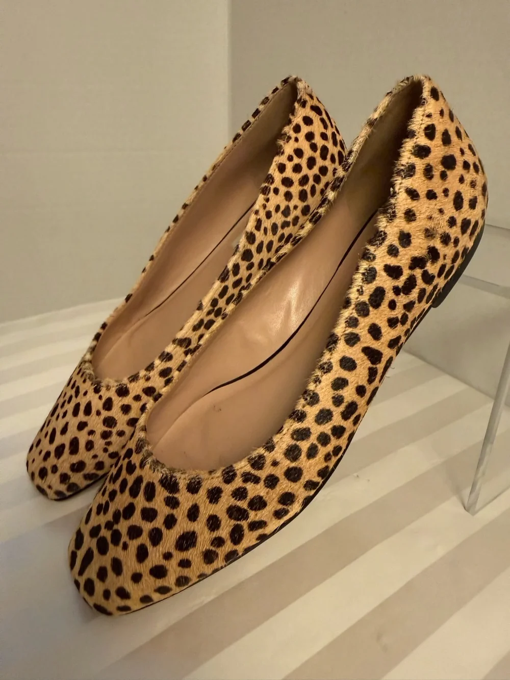 Steve Madden Byrd Leopard Calf Hair Square Toe Flats Size 5.5